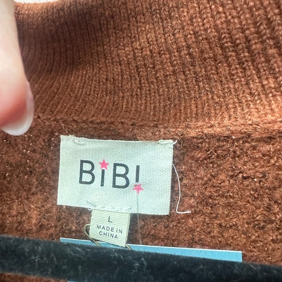 BiBi Brown Sweater with Peach Stripes V-Neck Collar - Picture 3 of 3